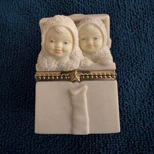 Vintage Snowbabies Hinged Box, Department 56
